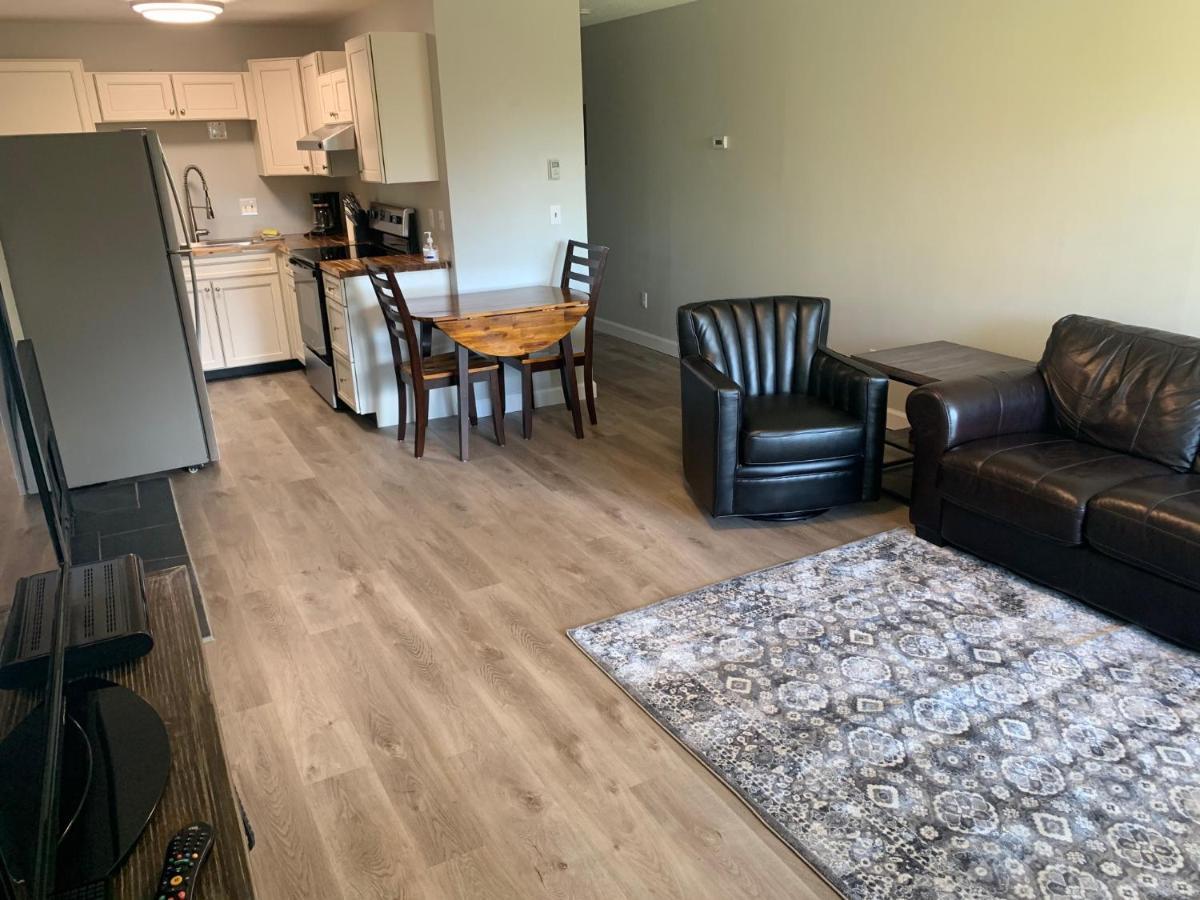 The Chugach At 1400k Apartment